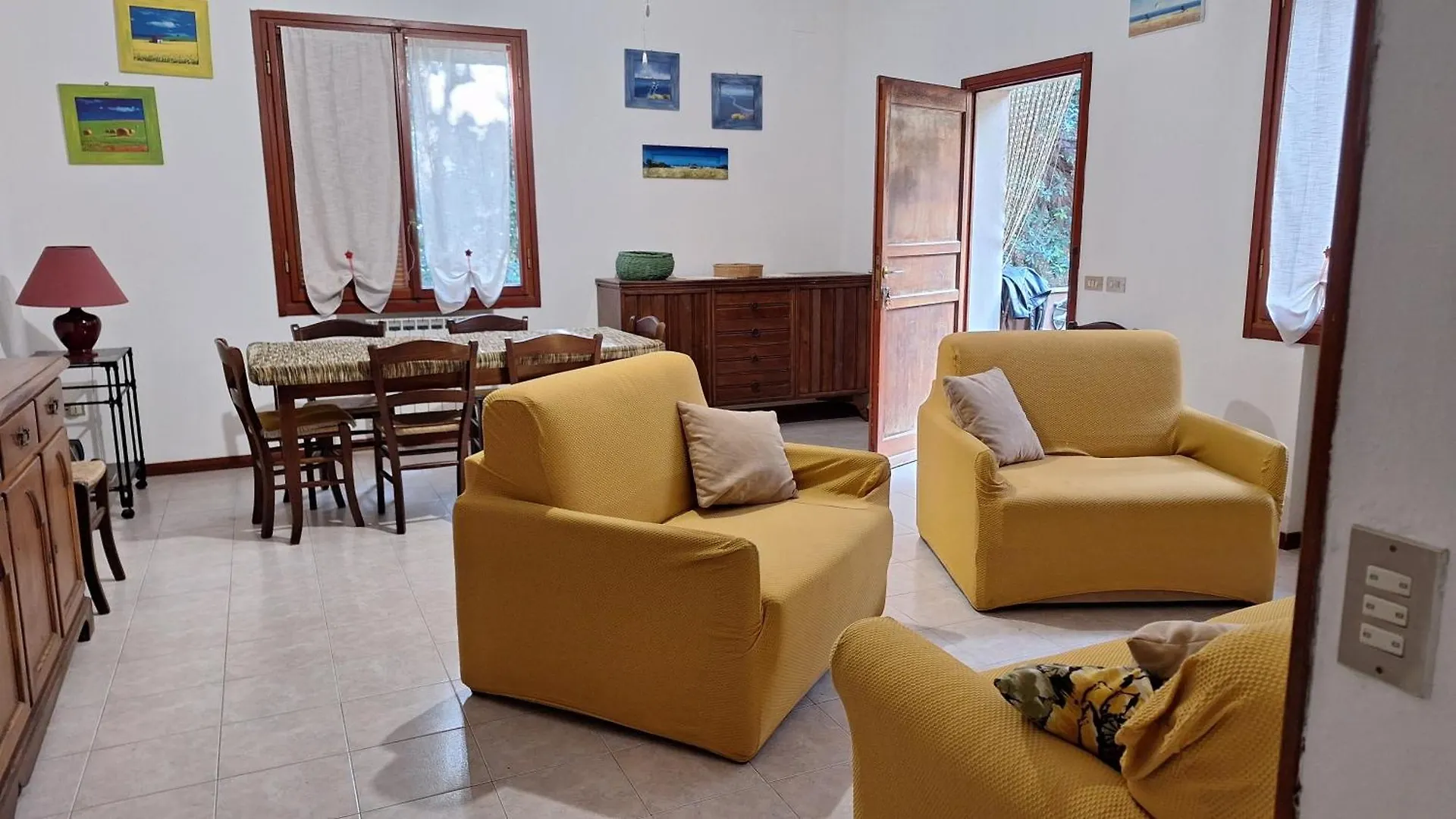 Anna Costa Degli Etruschi Villa San Vincenzo Italy